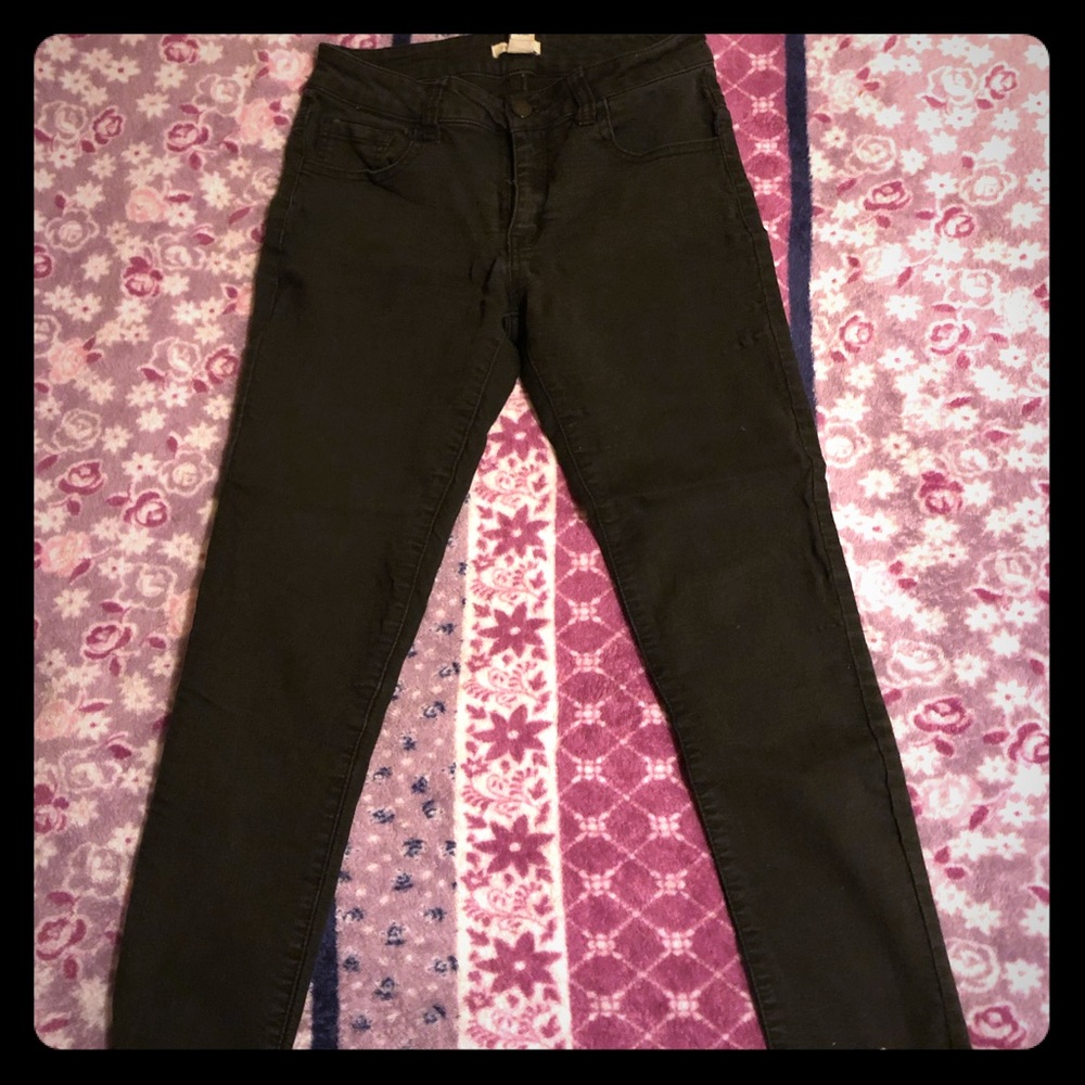 Forever 21 Black Ankle Length Skinny Jeans